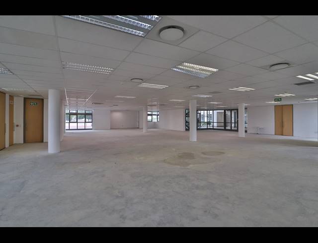 536M² OFFICE TO LET IN WATERFALL